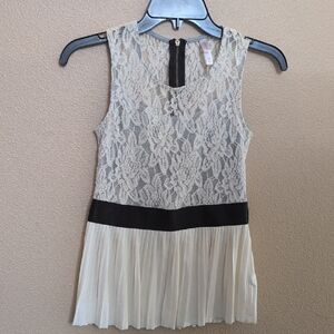 Xhilaration Lace Sleeveless Blouse - Cream and Black